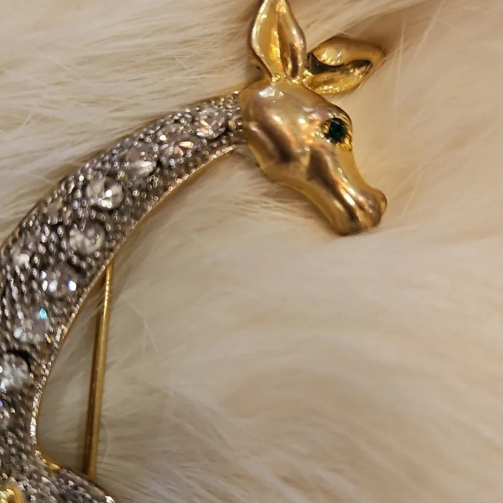 GIRAFFE Rhinestone Green Eye Bling‎ Vintage Brooch